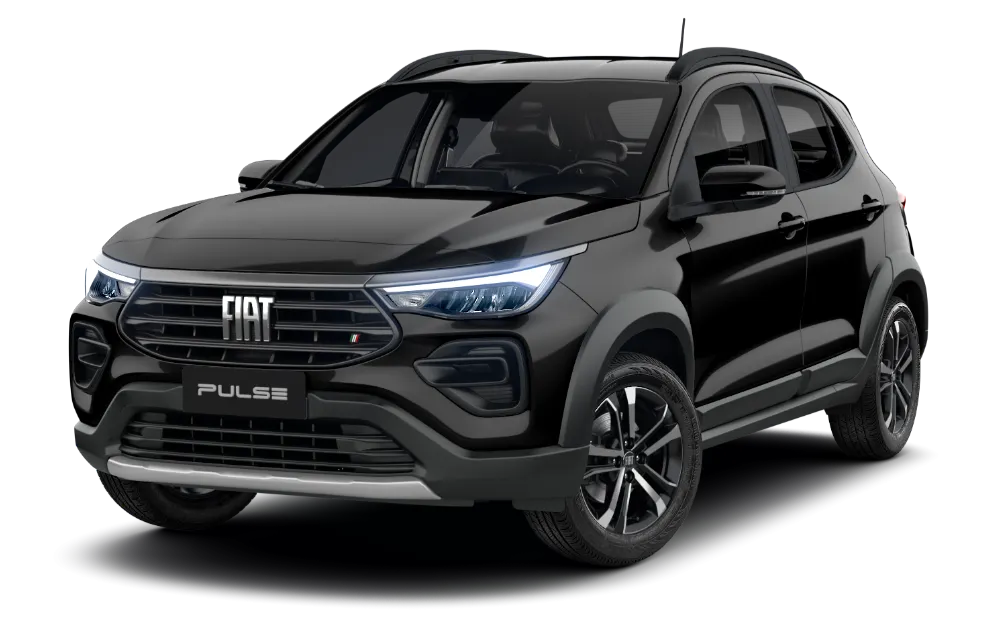 Visão frontal do Fiat Pulse Audace Hybrid na cor preta, com os faróis ligados.